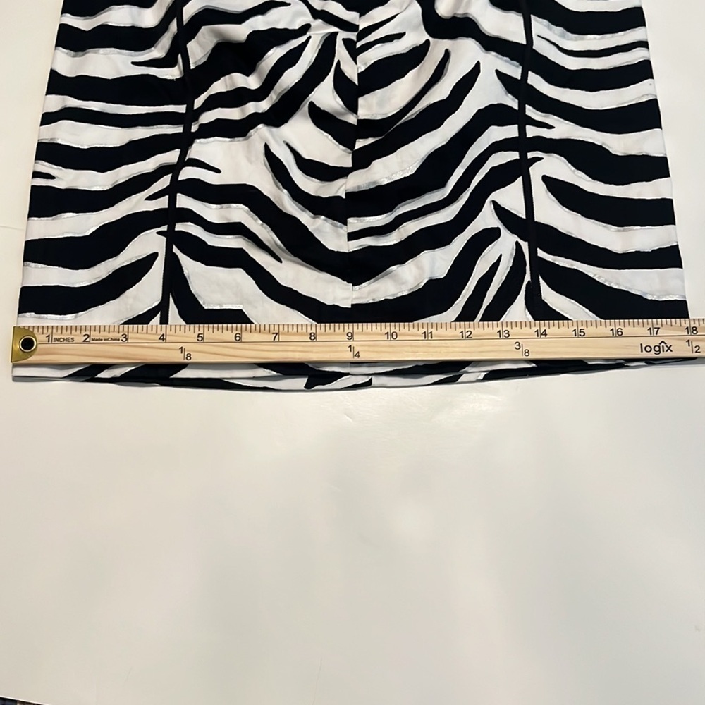 White House Black Market Mini Zebra Print Skirt Size 6 - Picture 5 of 8